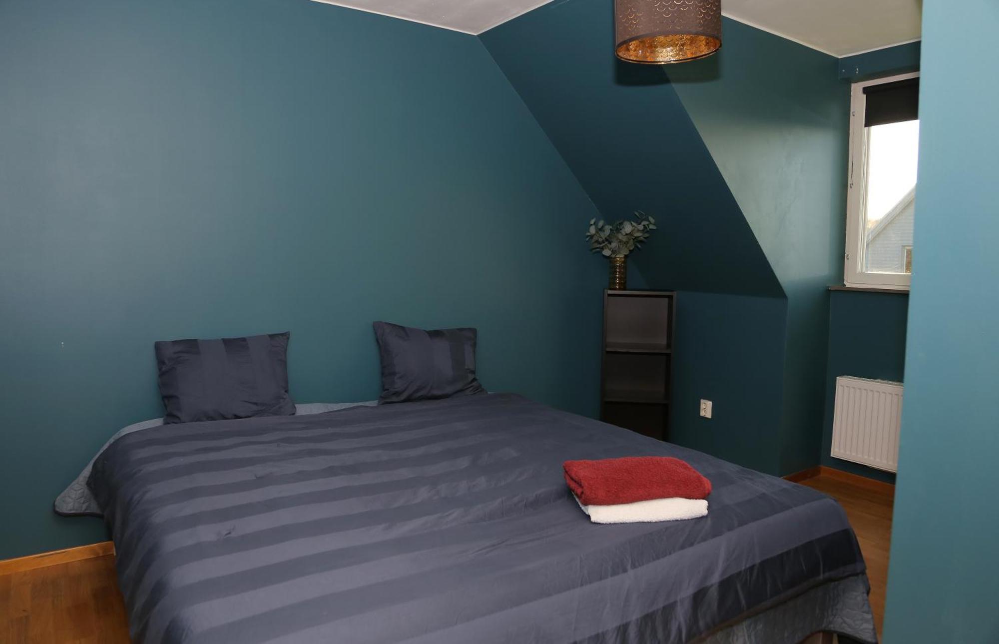 5-bed-rooms House With Jacuzzi, Free Parking, And 2 Toilets-bath In